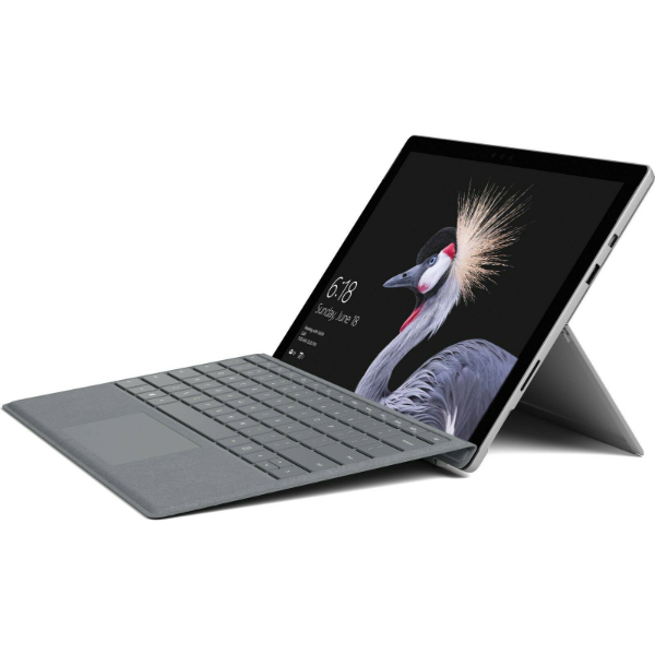 SURFACE PRO 5 Tablet with keyboard and Surface Dock & QLC+ lighting control